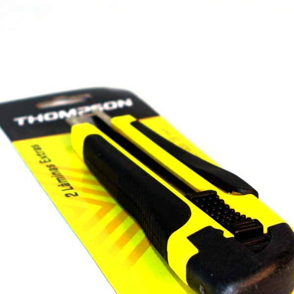 Estilete Profissional Emborrachado 18mm
